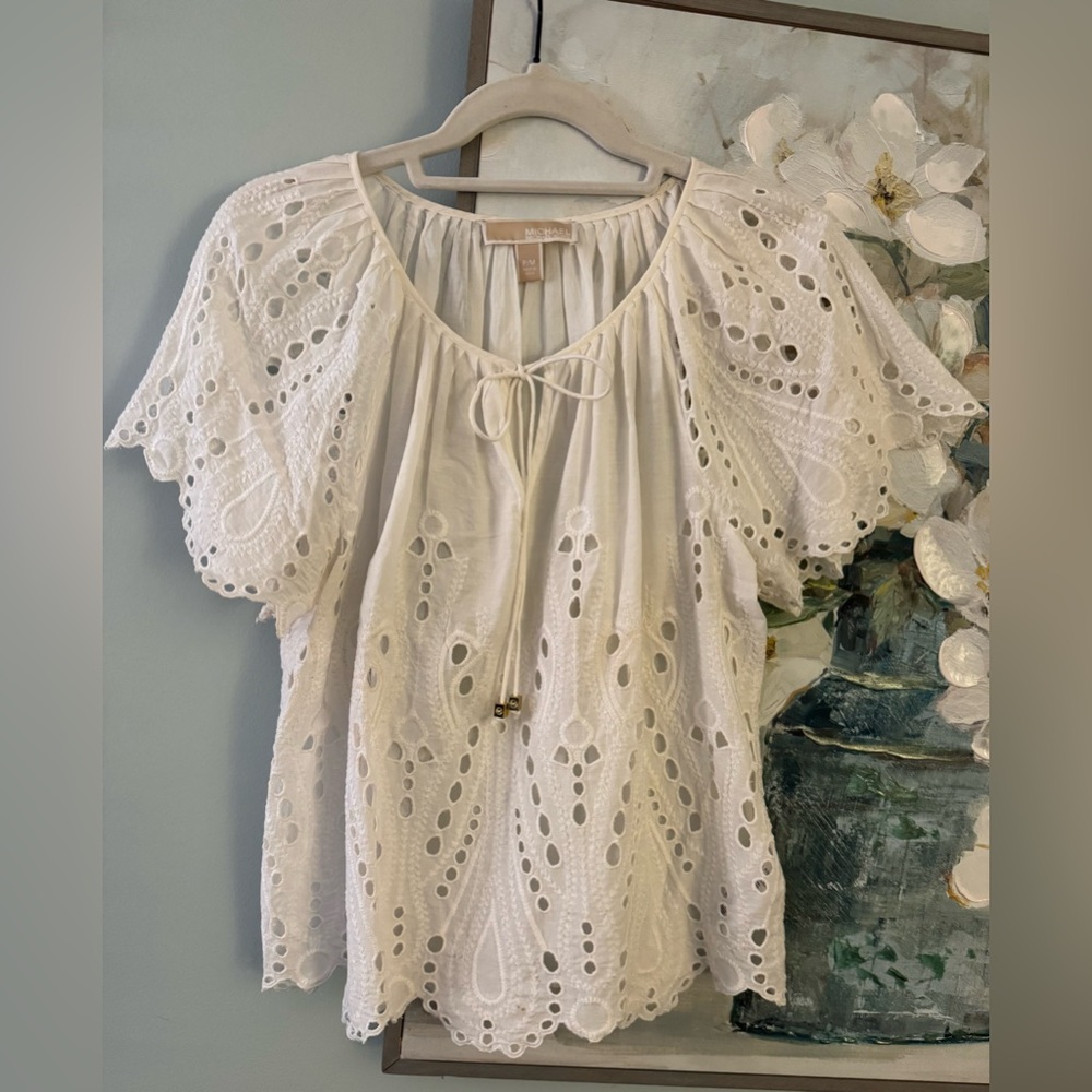 MICHAEL KORS White Cotton Short Sleeve Eyelet Lace Peasant Blouse
Top Size P/M